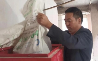 利川：木屑顆粒機(jī)生物質(zhì)顆?？痉?開啟綠色低碳致富門